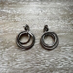 Uno de 50 earrings. .925 silver. Never worn.